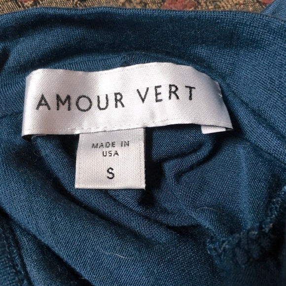 Amour Vert sz Small Peacock Blue Modal Keyhole Blouse - Picture 3 of 4